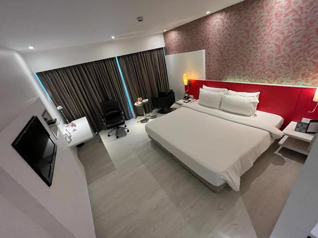 Country Inn & Suites By Radisson Navi Mumbai Exterior foto